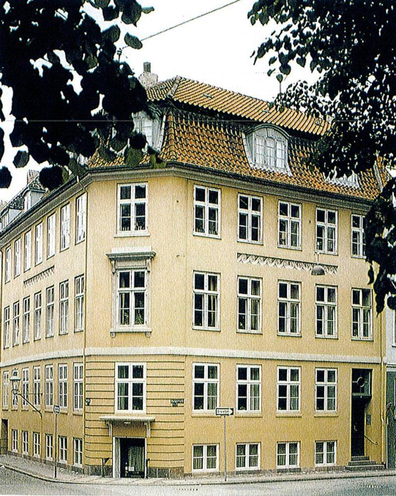1972